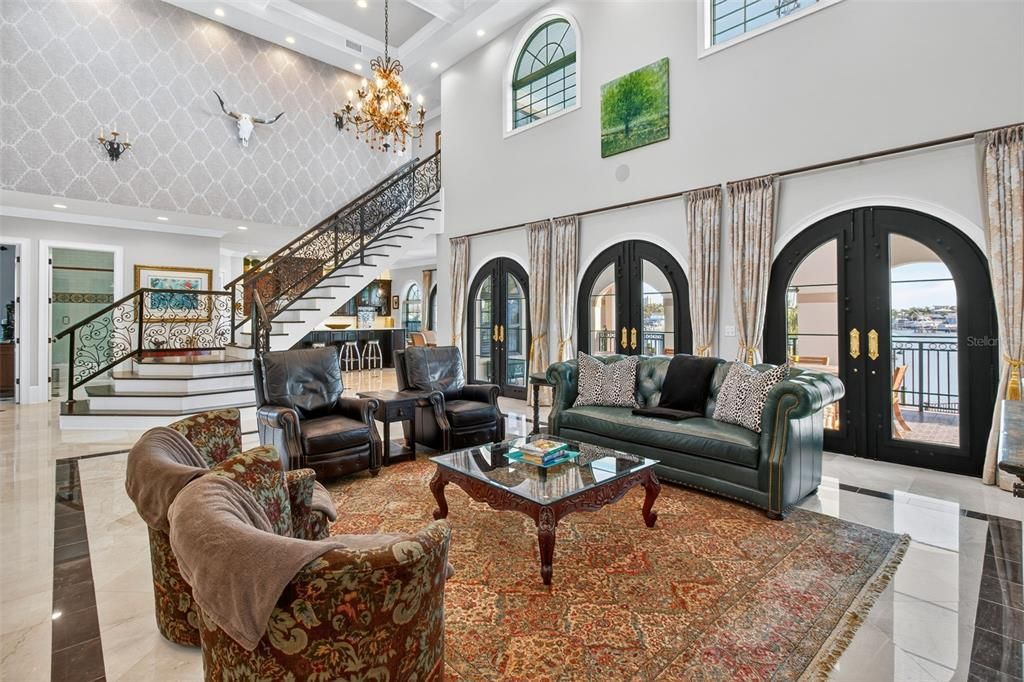 For Sale: $3,900,000 (3 beds, 3 baths, 3673 Square Feet)