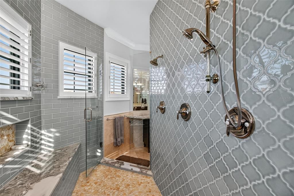 For Sale: $3,900,000 (3 beds, 3 baths, 3673 Square Feet)