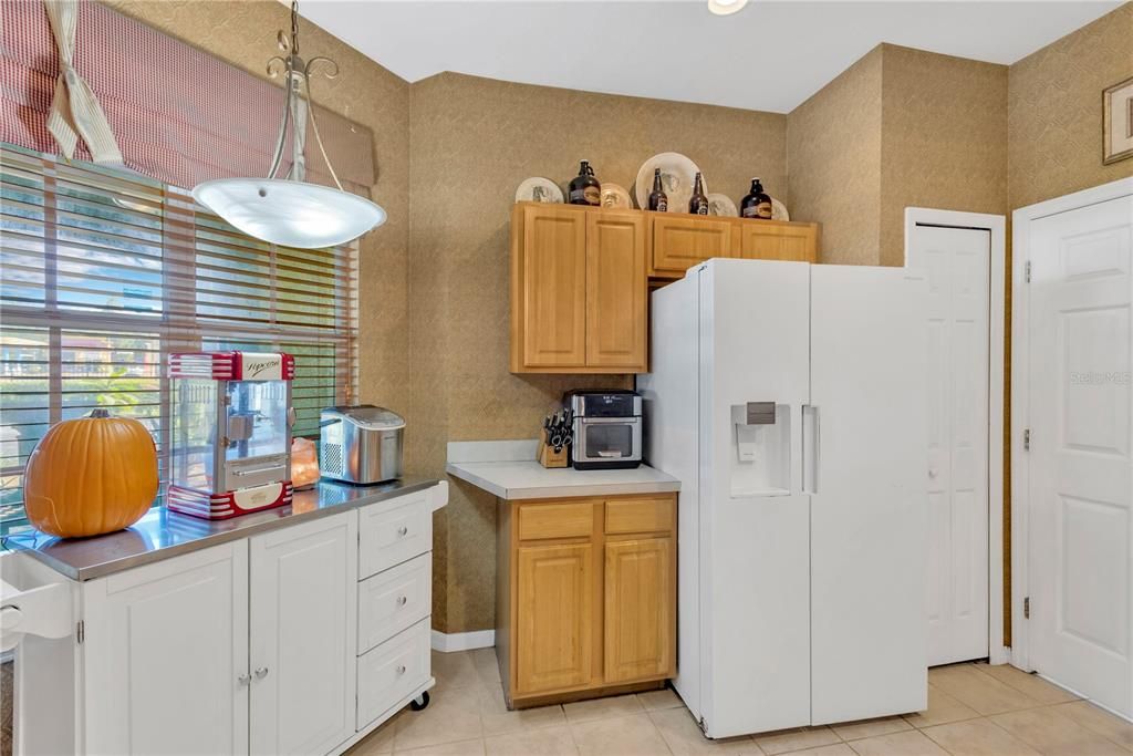 На продажу: $360,000 (3 спален, 2 ванн, 1597 Квадратных фут)