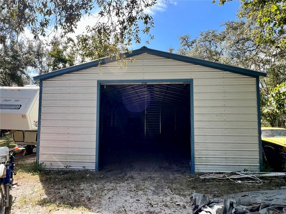 For Sale: $359,000 (3 beds, 2 baths, 1984 Square Feet)