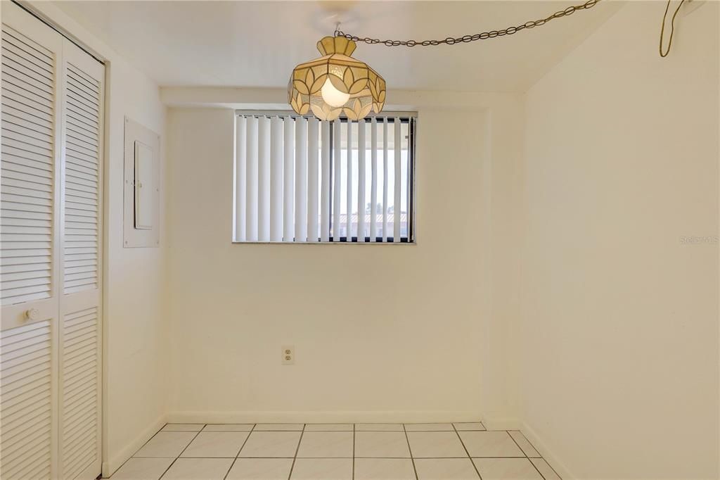 For Sale: $245,000 (2 beds, 2 baths, 1200 Square Feet)