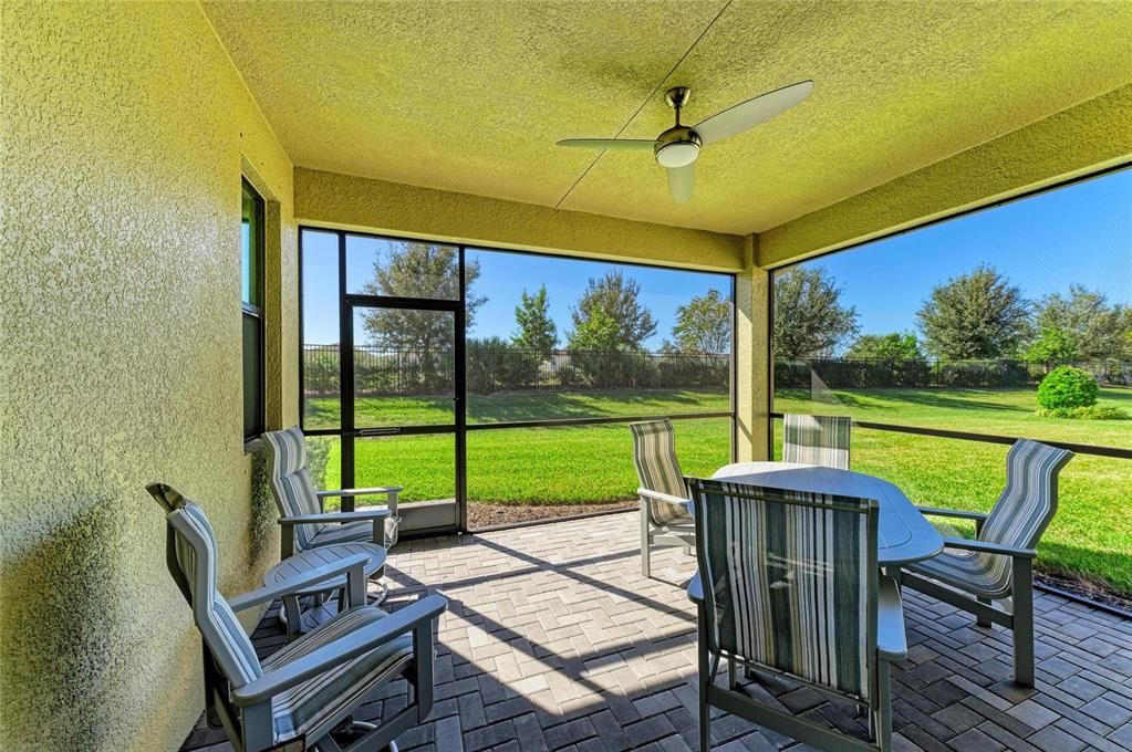 For Sale: $485,000 (2 beds, 2 baths, 1671 Square Feet)