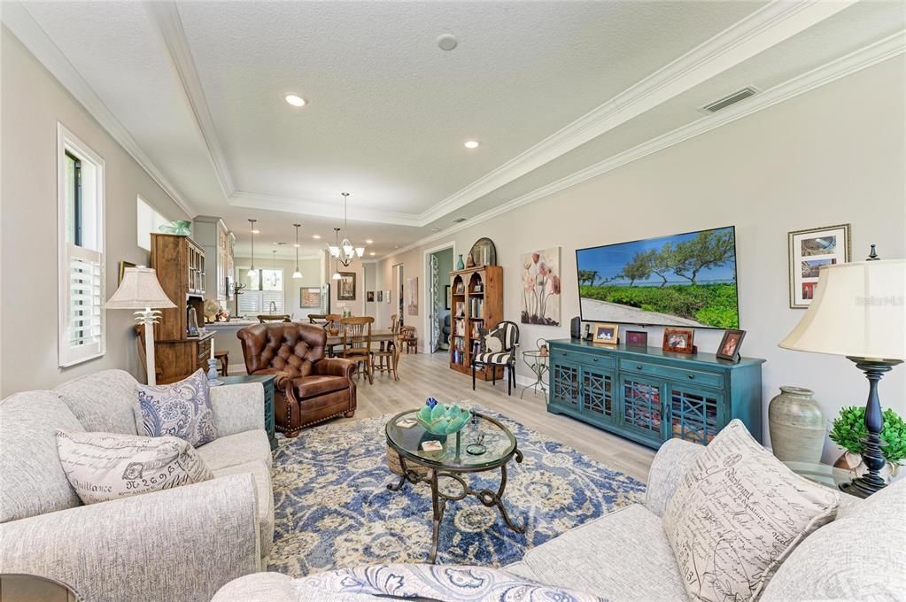 For Sale: $485,000 (2 beds, 2 baths, 1671 Square Feet)