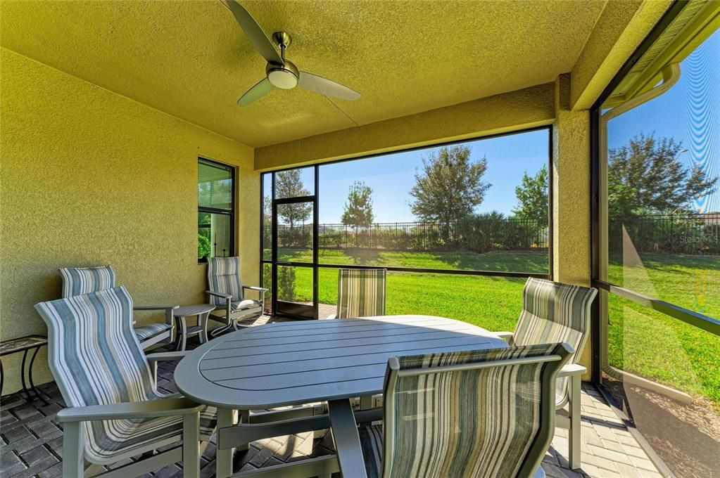 For Sale: $485,000 (2 beds, 2 baths, 1671 Square Feet)