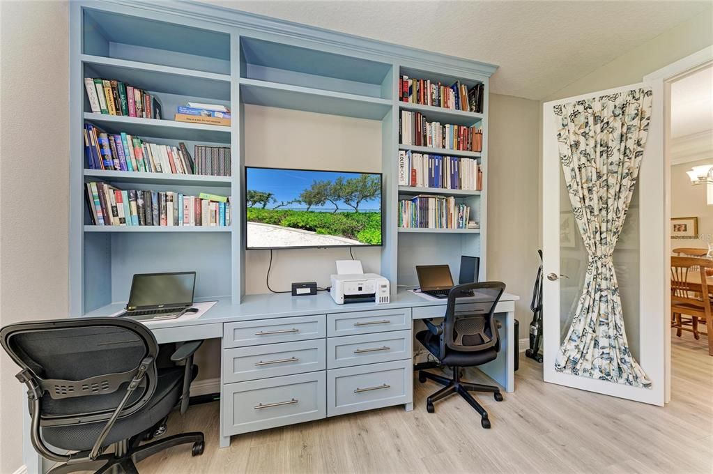 For Sale: $485,000 (2 beds, 2 baths, 1671 Square Feet)