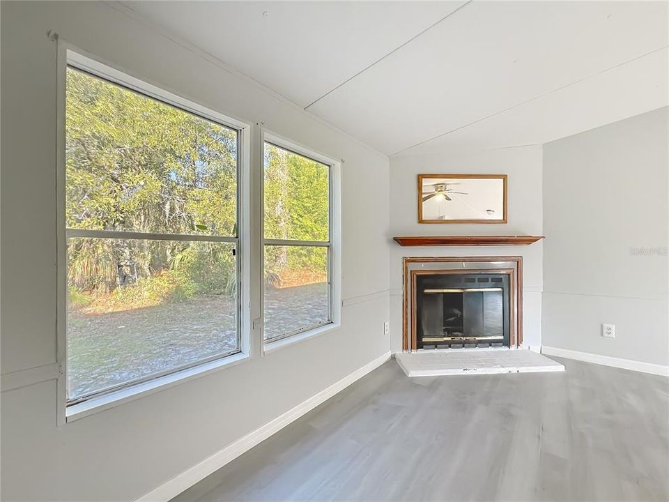 En Venta: $199,000 (3 camas, 2 baños, 1512 Pies cuadrados)