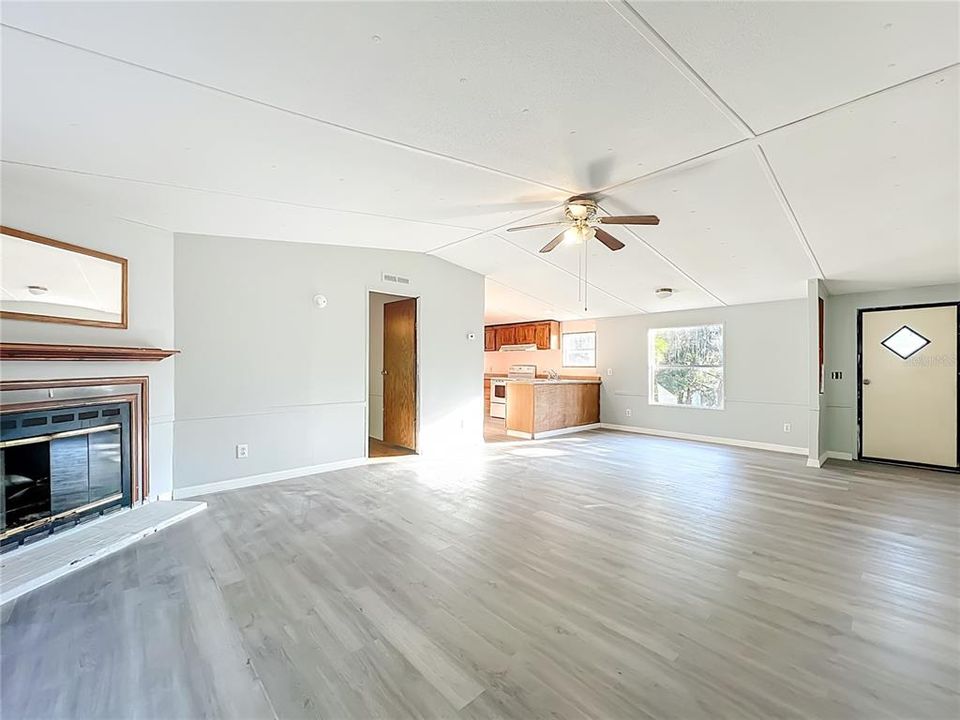 En Venta: $199,000 (3 camas, 2 baños, 1512 Pies cuadrados)