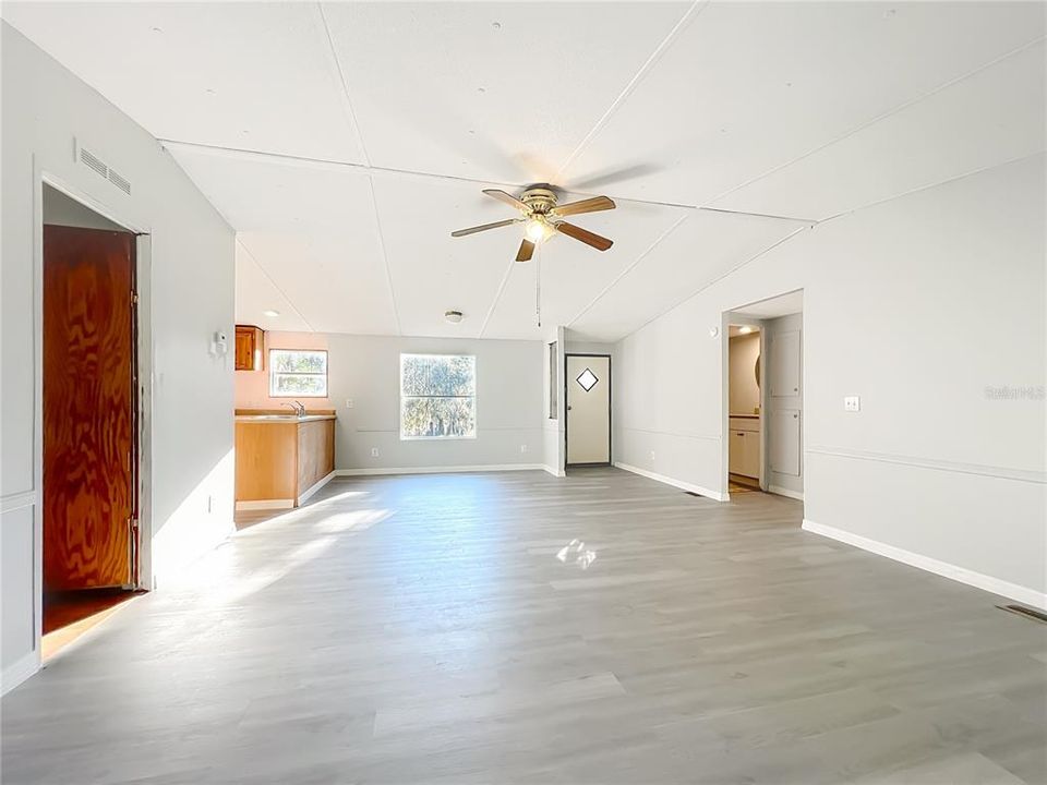 En Venta: $199,000 (3 camas, 2 baños, 1512 Pies cuadrados)