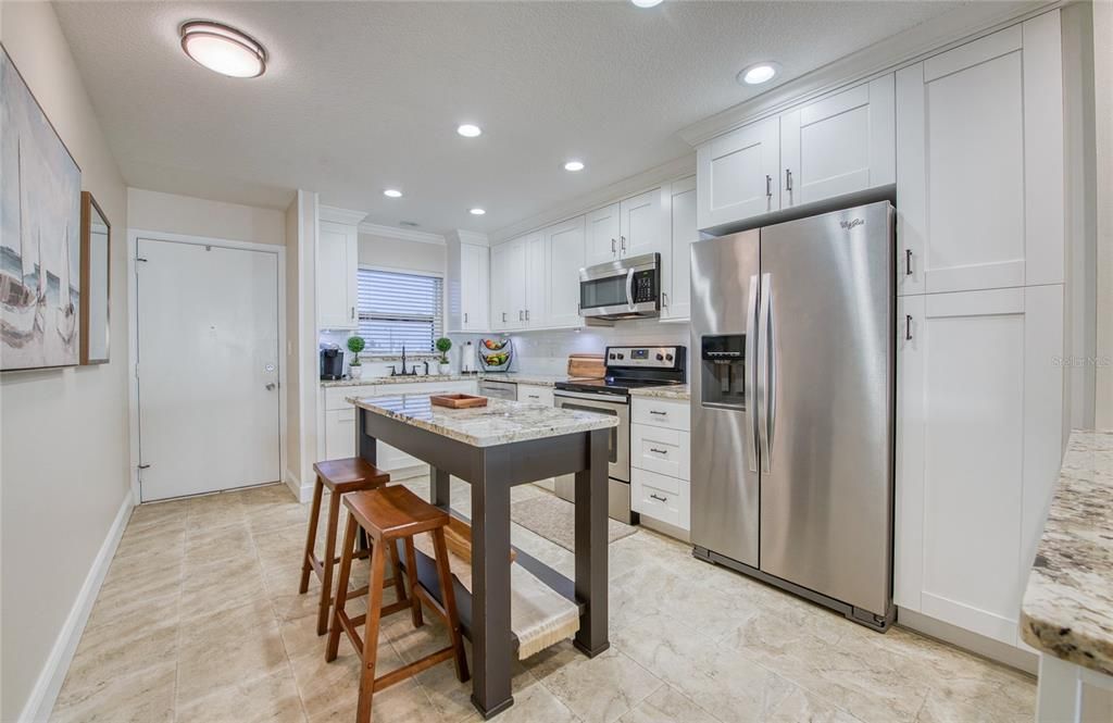 For Sale: $399,900 (1 beds, 1 baths, 1145 Square Feet)