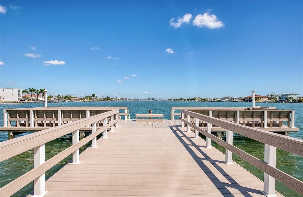 For Sale: $399,900 (1 beds, 1 baths, 1145 Square Feet)