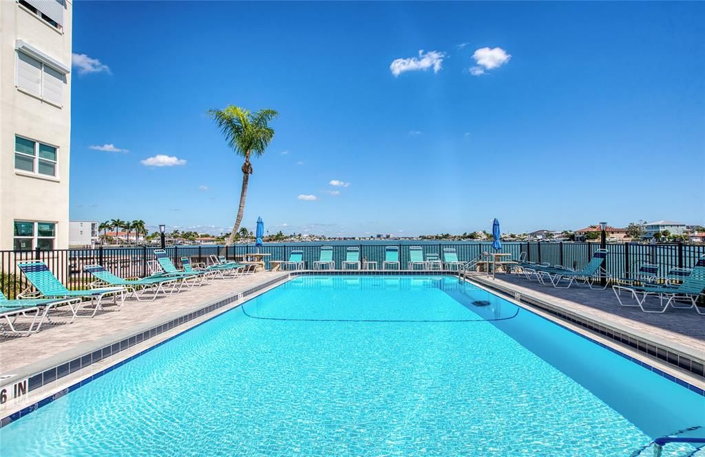 For Sale: $399,900 (1 beds, 1 baths, 1145 Square Feet)