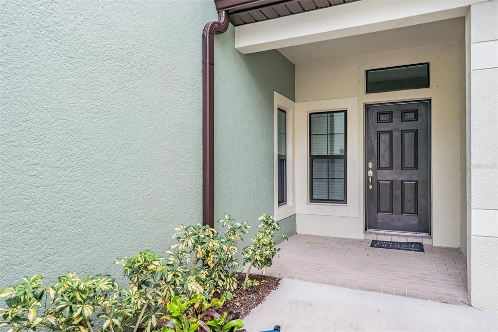 Под контрактом: $424,900 (3 спален, 2 ванн, 1933 Квадратных фут)