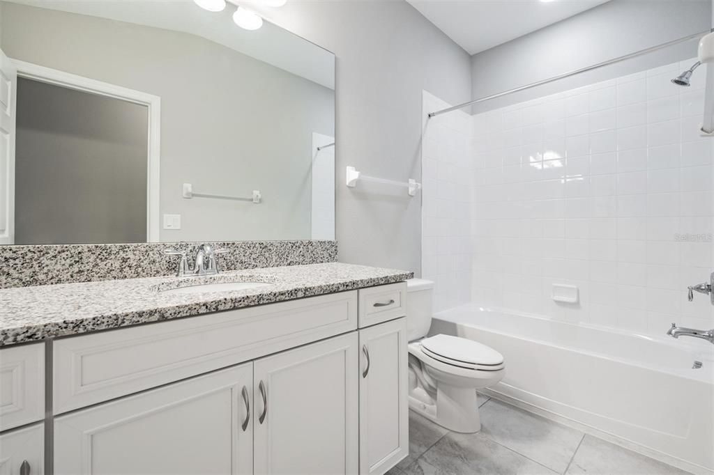 Под контрактом: $424,900 (3 спален, 2 ванн, 1933 Квадратных фут)