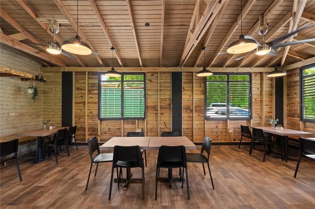 For Sale: $4,495,000 (4 beds, 2 baths, 4067 Square Feet)