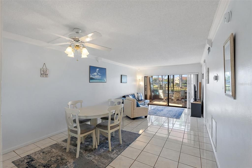 Active With Contract: $349,900 (2 beds, 2 baths, 890 Square Feet)