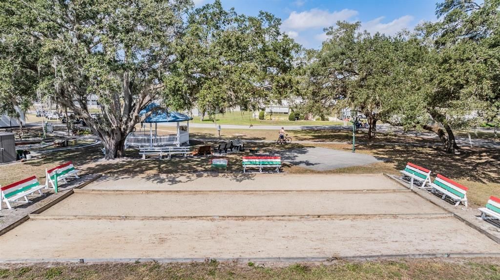 For Sale: $174,000 (2 beds, 2 baths, 1232 Square Feet)