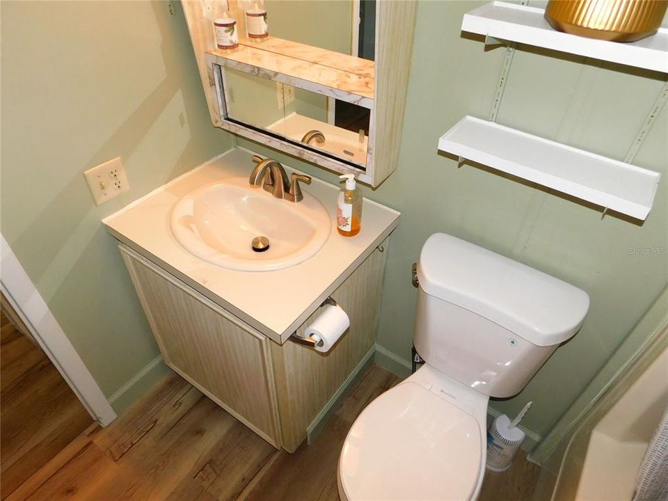 For Sale: $174,000 (2 beds, 2 baths, 1232 Square Feet)