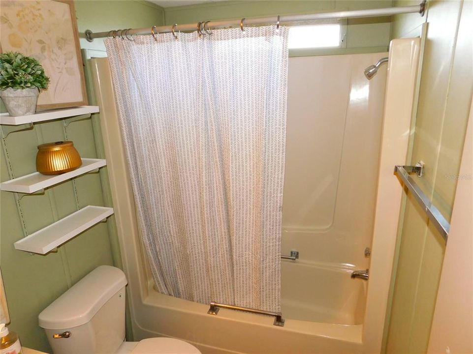 For Sale: $174,000 (2 beds, 2 baths, 1232 Square Feet)