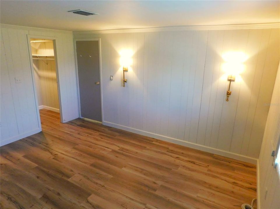 For Sale: $174,000 (2 beds, 2 baths, 1232 Square Feet)