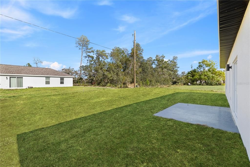 For Sale: $319,900 (4 beds, 3 baths, 1892 Square Feet)