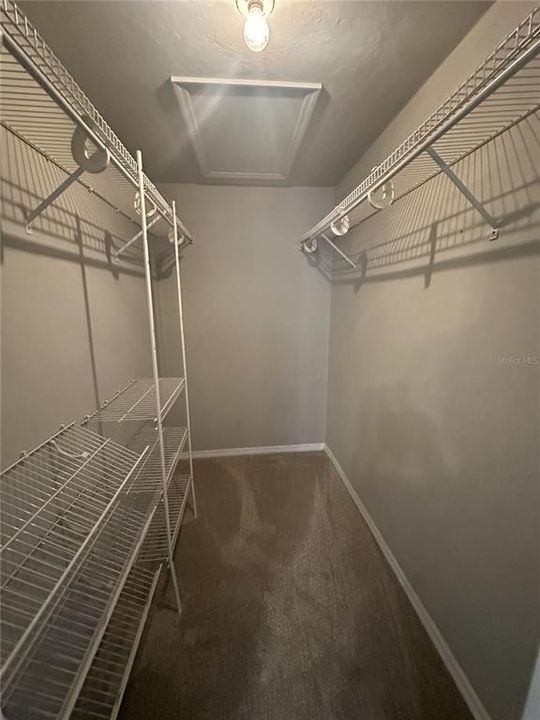 Activo con contrato: $164,900 (3 camas, 2 baños, 1209 Pies cuadrados)