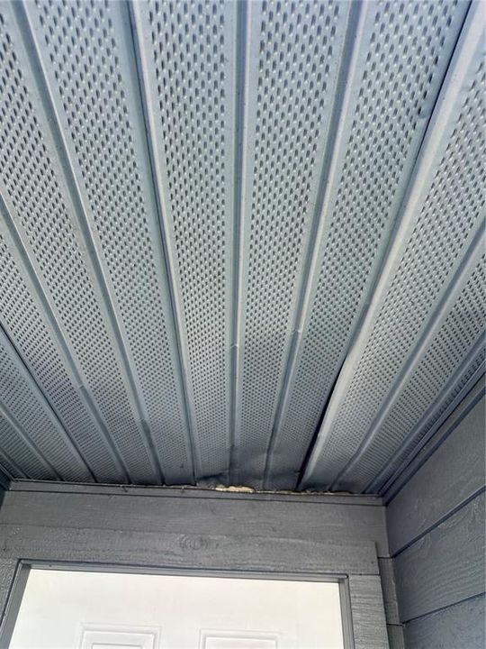 Activo con contrato: $164,900 (3 camas, 2 baños, 1209 Pies cuadrados)