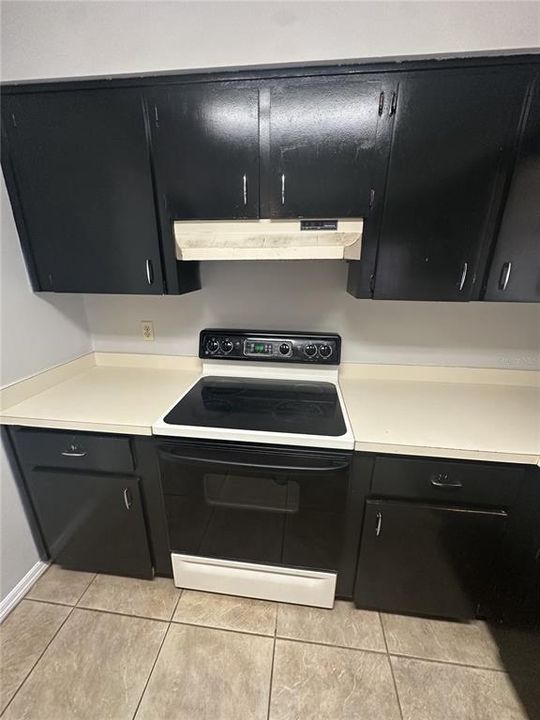 Activo con contrato: $164,900 (3 camas, 2 baños, 1209 Pies cuadrados)