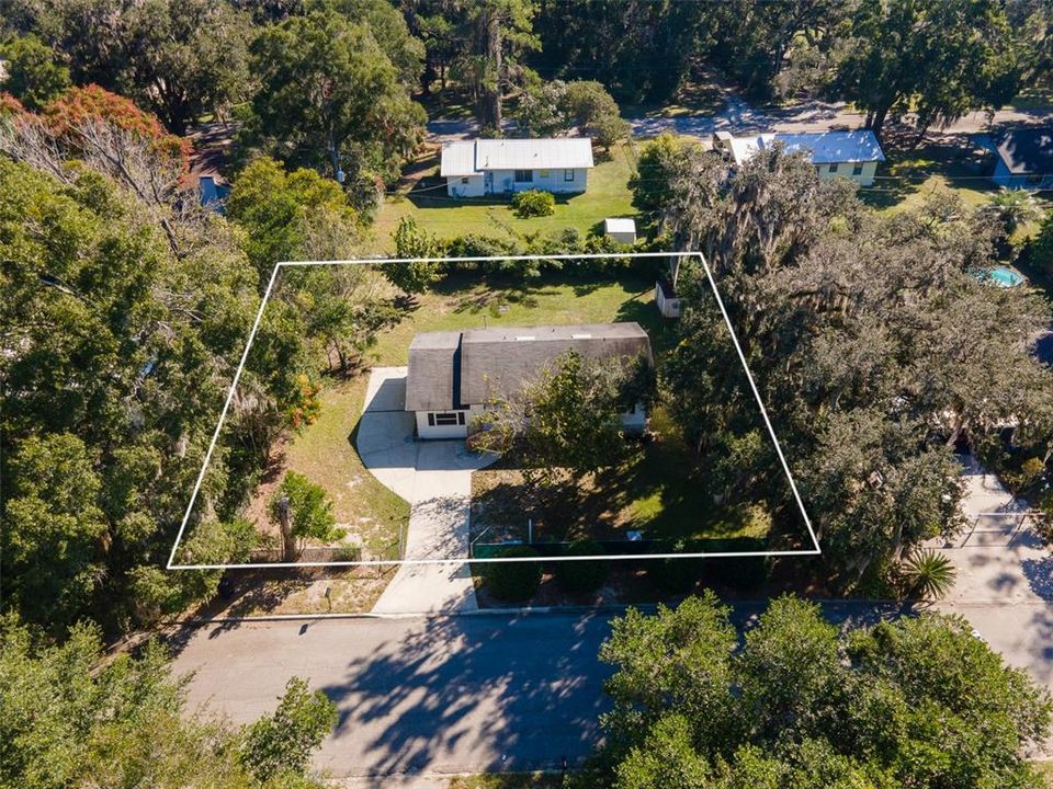 For Sale: $199,000 (2 beds, 1 baths, 1123 Square Feet)