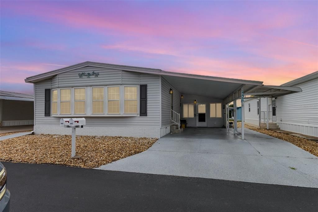 待售: $157,900 (2 贝兹, 2 浴室, 1464 平方英尺)