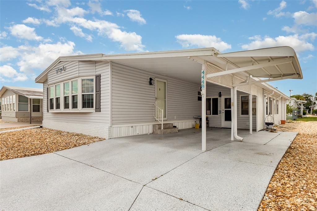 待售: $157,900 (2 贝兹, 2 浴室, 1464 平方英尺)