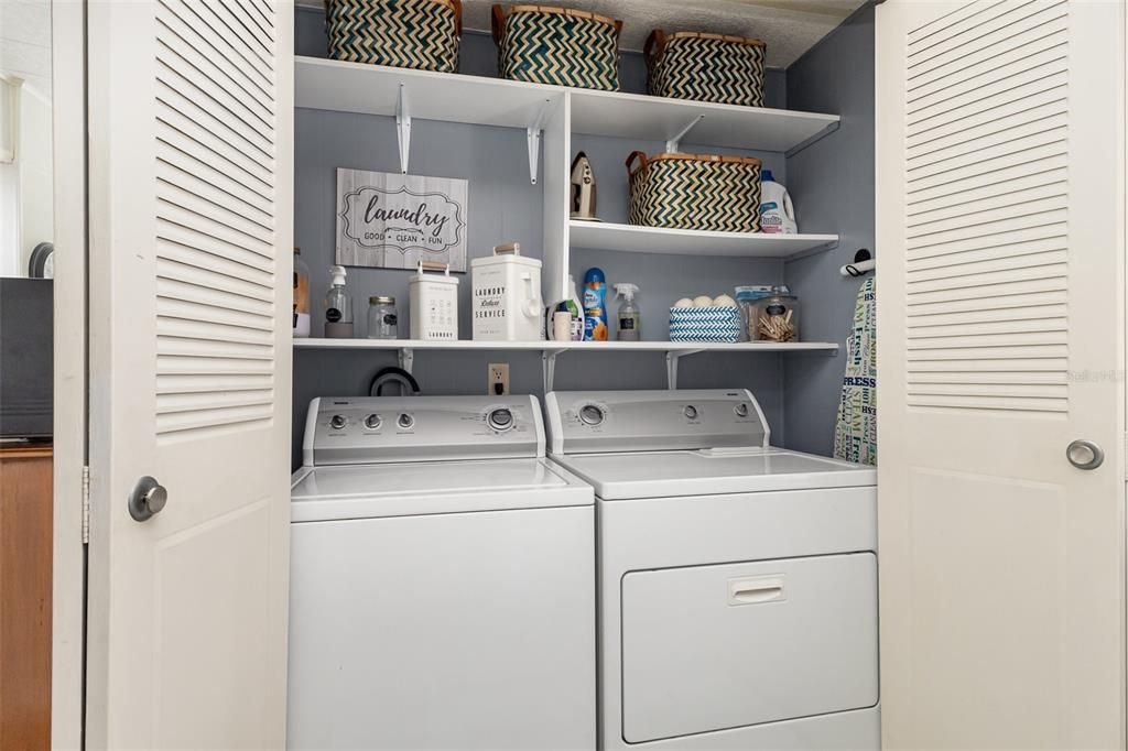 待售: $157,900 (2 贝兹, 2 浴室, 1464 平方英尺)