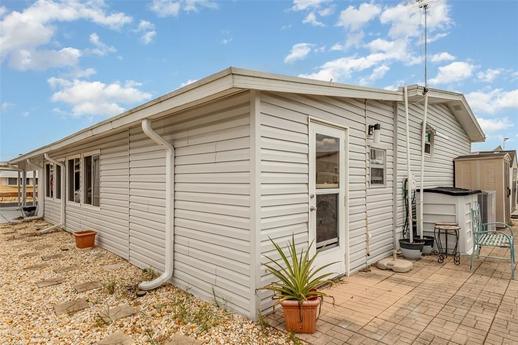 待售: $157,900 (2 贝兹, 2 浴室, 1464 平方英尺)