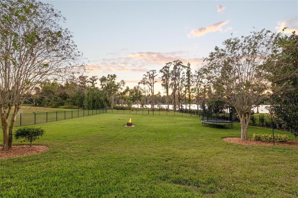 待售: $2,195,000 (5 贝兹, 6 浴室, 5564 平方英尺)