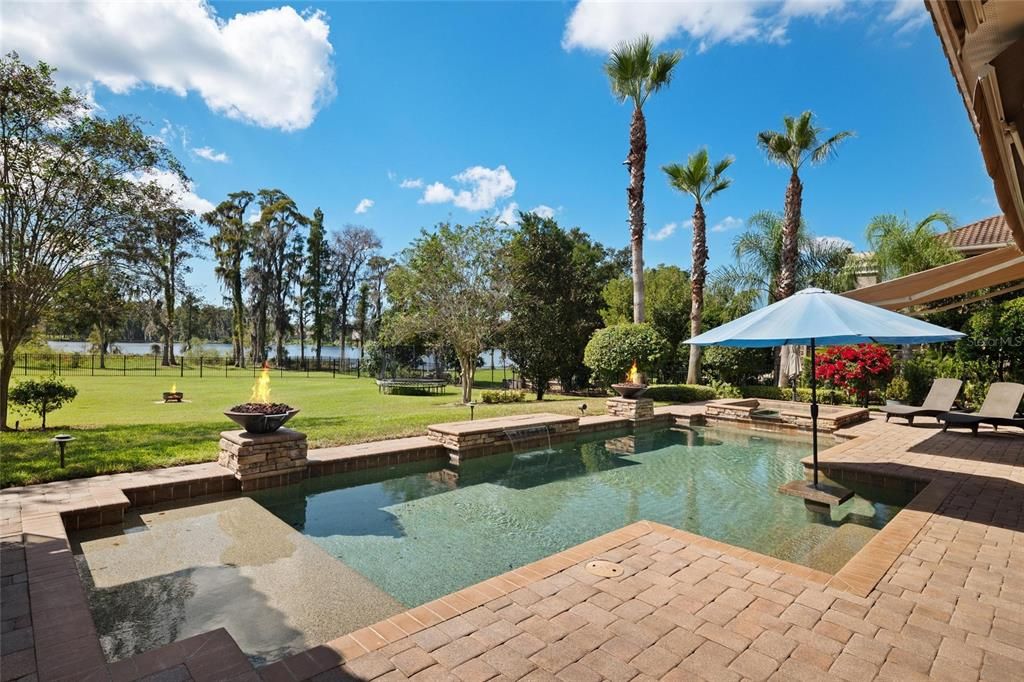 待售: $2,195,000 (5 贝兹, 6 浴室, 5564 平方英尺)