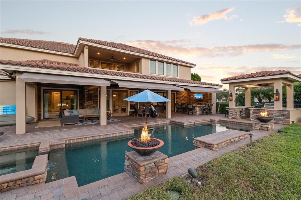 待售: $2,195,000 (5 贝兹, 6 浴室, 5564 平方英尺)