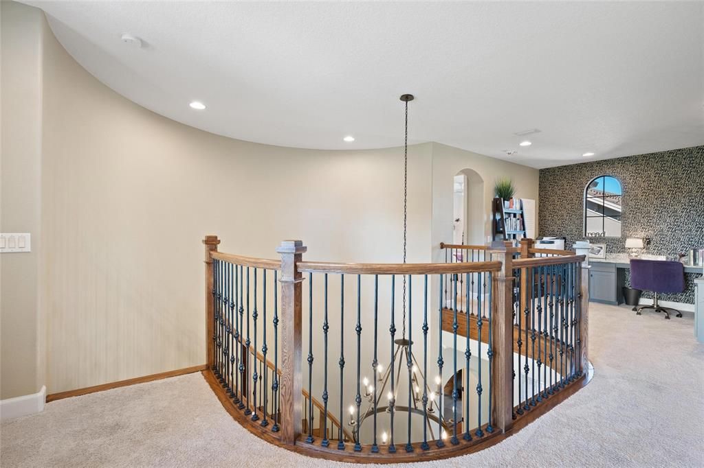 待售: $2,195,000 (5 贝兹, 6 浴室, 5564 平方英尺)