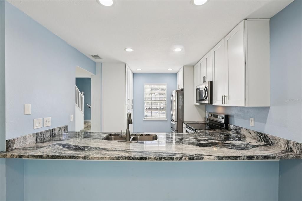 Active With Contract: $228,650 (2 beds, 2 baths, 1234 Square Feet)