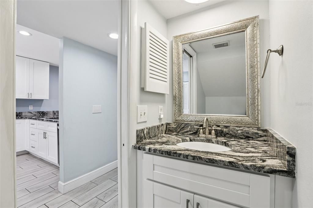 Active With Contract: $228,650 (2 beds, 2 baths, 1234 Square Feet)