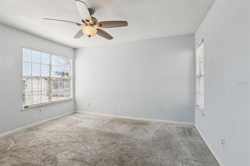 Active With Contract: $228,650 (2 beds, 2 baths, 1234 Square Feet)