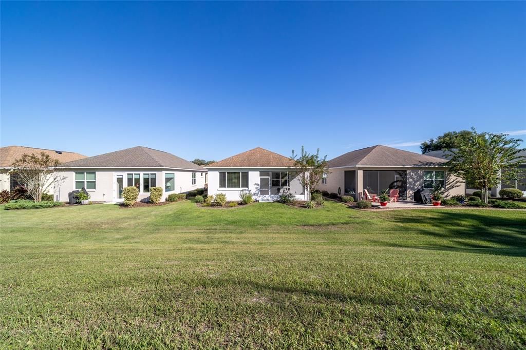 For Sale: $225,000 (2 beds, 2 baths, 1225 Square Feet)