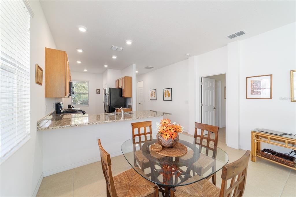 For Sale: $225,000 (2 beds, 2 baths, 1225 Square Feet)