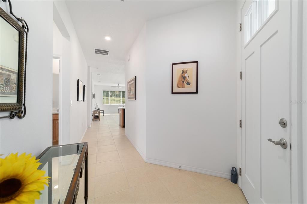 For Sale: $225,000 (2 beds, 2 baths, 1225 Square Feet)