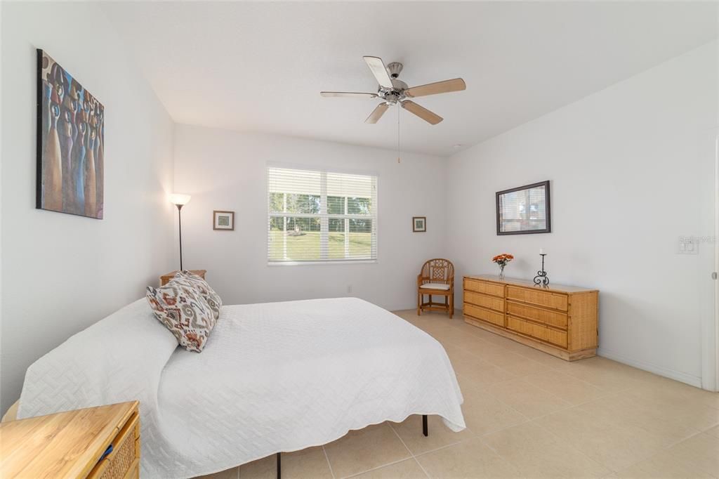 For Sale: $225,000 (2 beds, 2 baths, 1225 Square Feet)