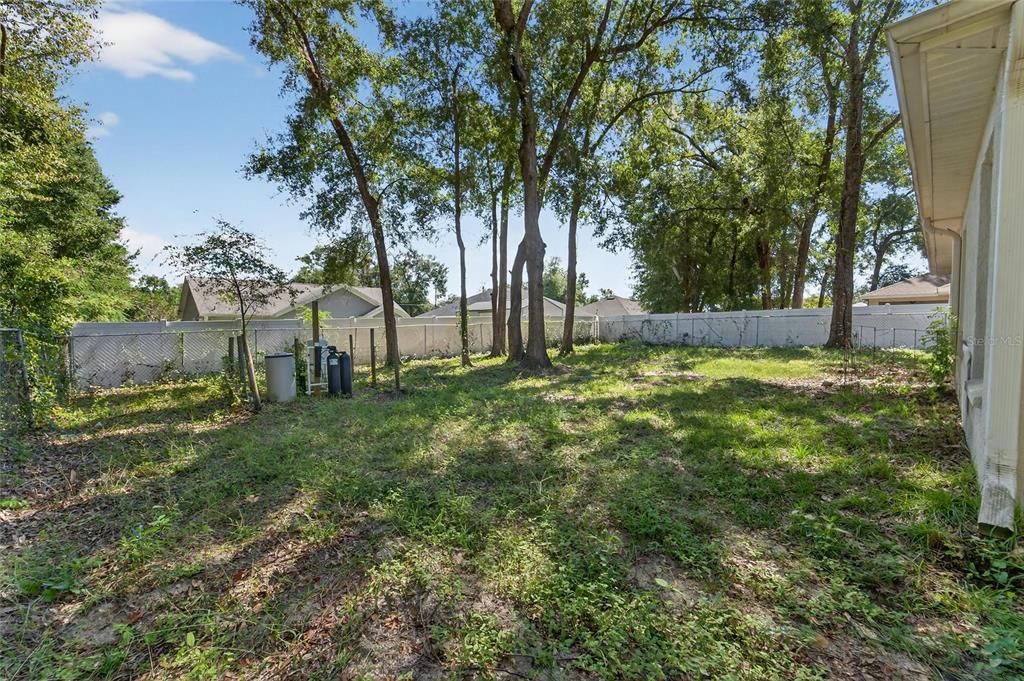 For Sale: $269,000 (3 beds, 2 baths, 1298 Square Feet)