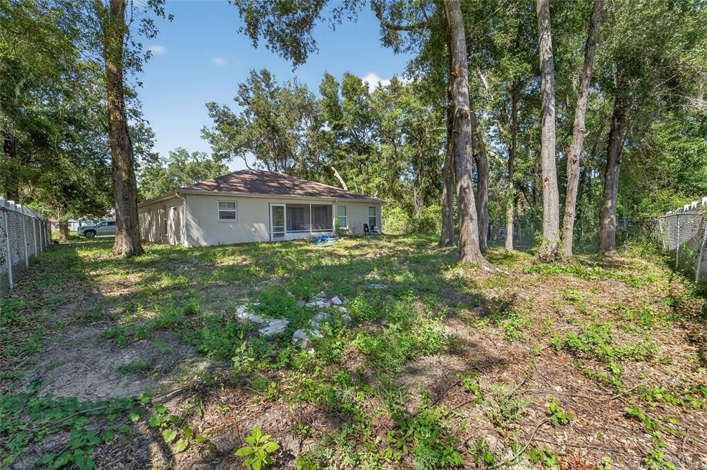 For Sale: $269,000 (3 beds, 2 baths, 1298 Square Feet)