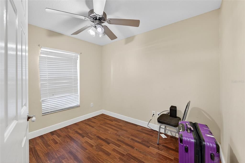 For Sale: $269,000 (3 beds, 2 baths, 1298 Square Feet)