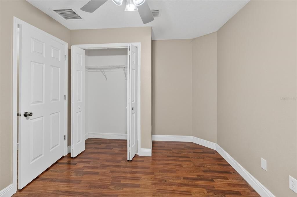 For Sale: $269,000 (3 beds, 2 baths, 1298 Square Feet)