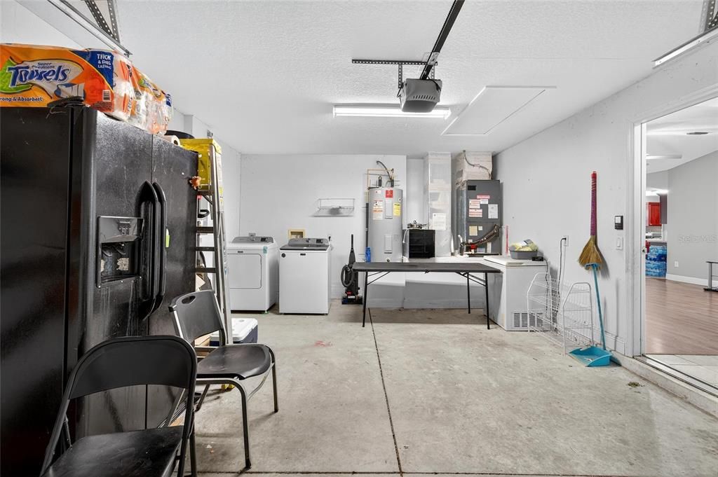 For Sale: $269,000 (3 beds, 2 baths, 1298 Square Feet)