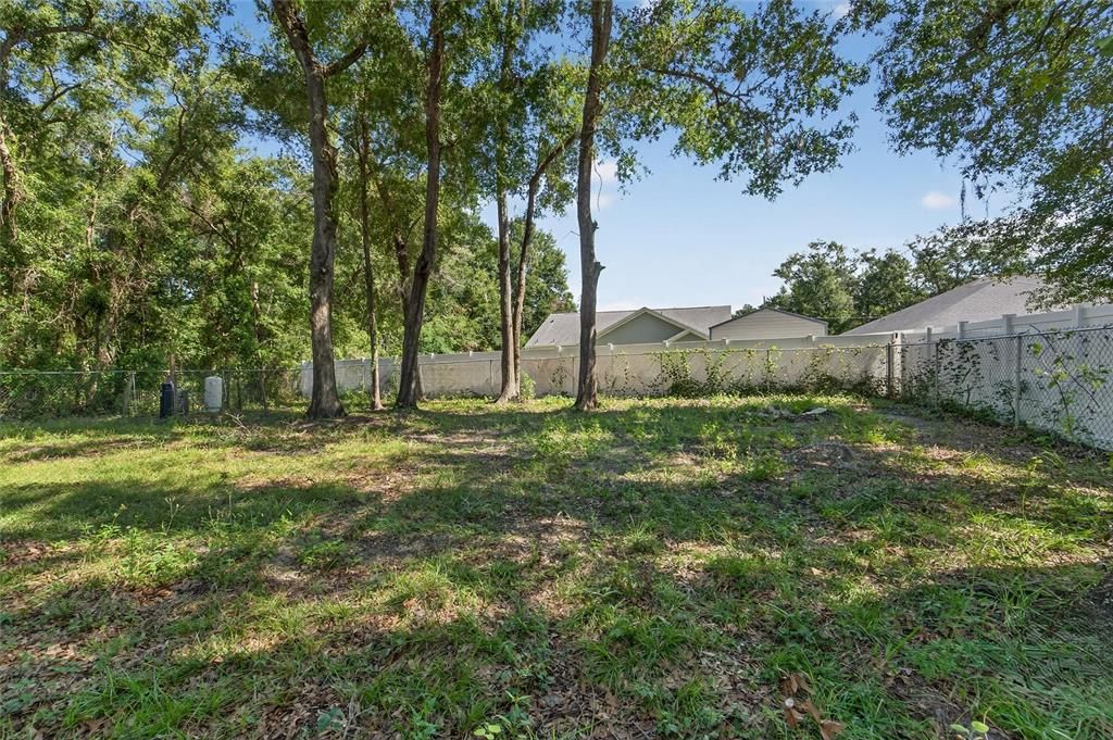 For Sale: $269,000 (3 beds, 2 baths, 1298 Square Feet)