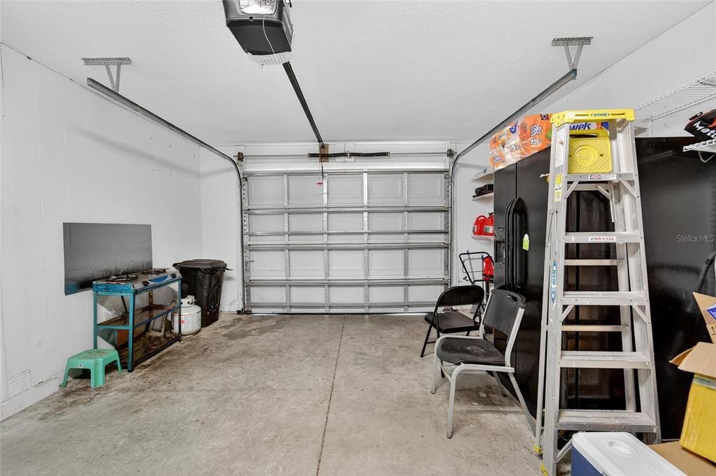 For Sale: $269,000 (3 beds, 2 baths, 1298 Square Feet)